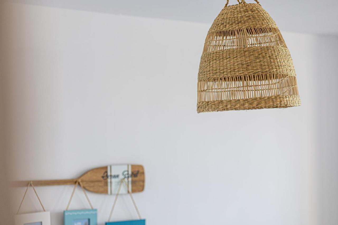 Sunstay Loft Puerto Marina เบนัลมาเดนา ภายนอก รูปภาพ