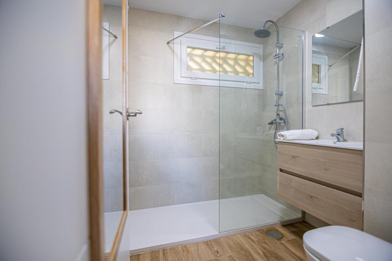 Sunstay Loft Puerto Marina เบนัลมาเดนา ภายนอก รูปภาพ